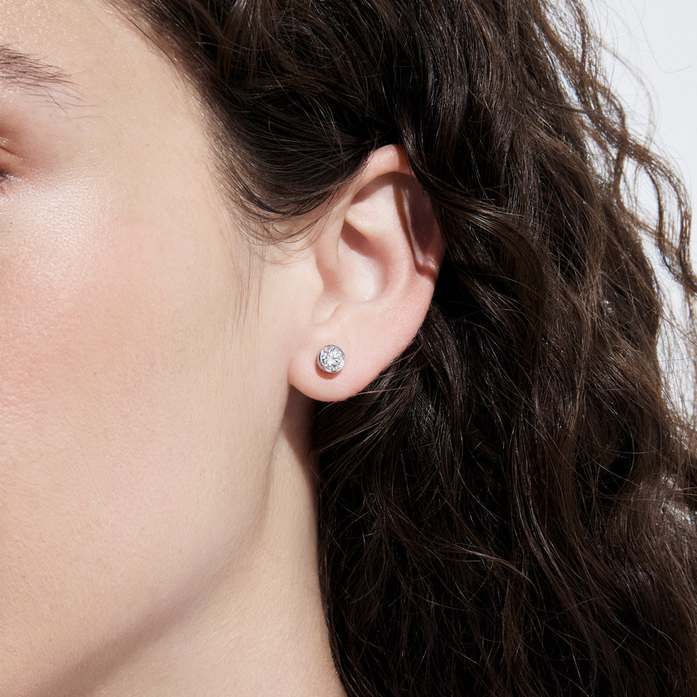 Round Diamond Bezel Stud Earrings