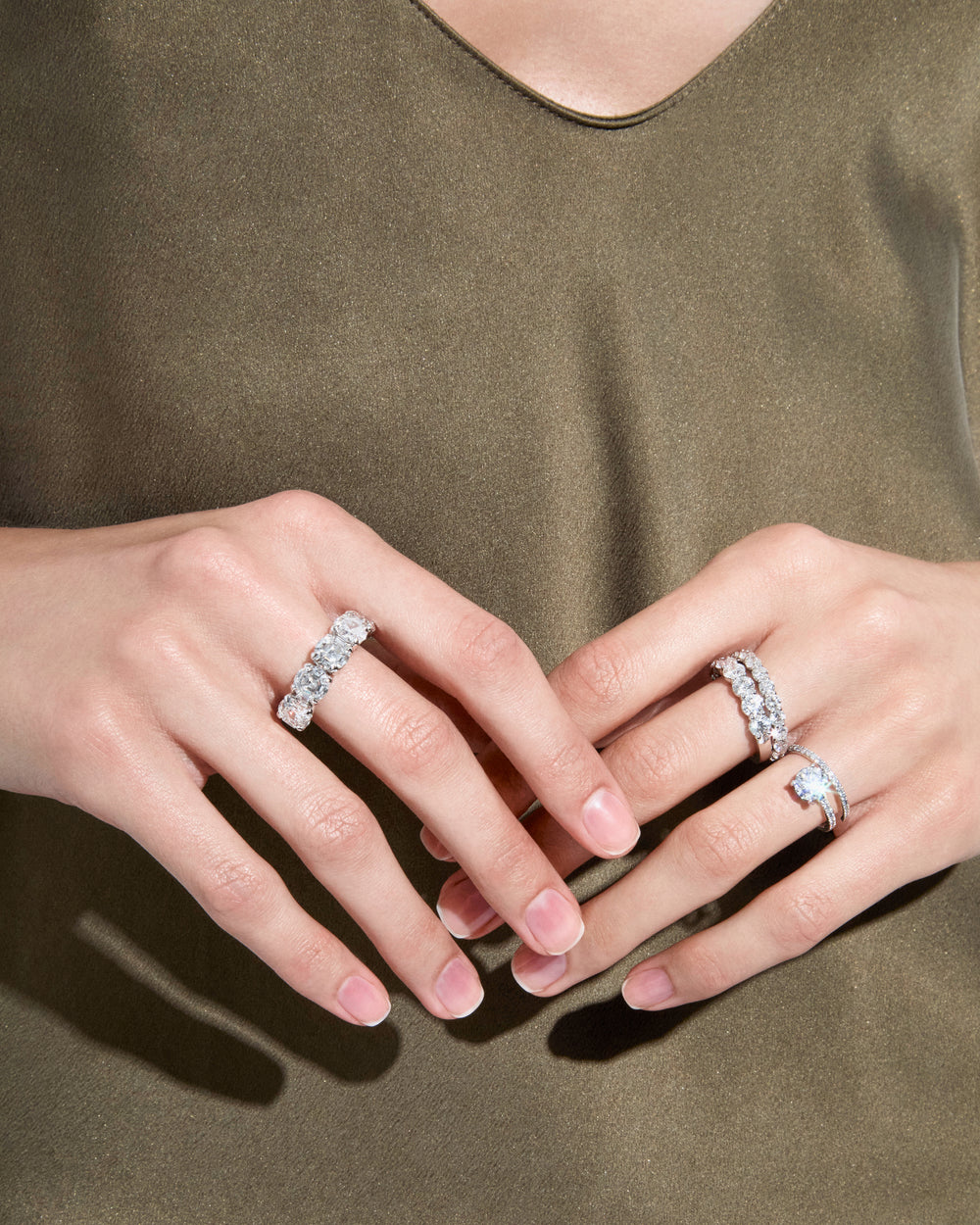Round Soleil Cut Diamond Five Stone Band
