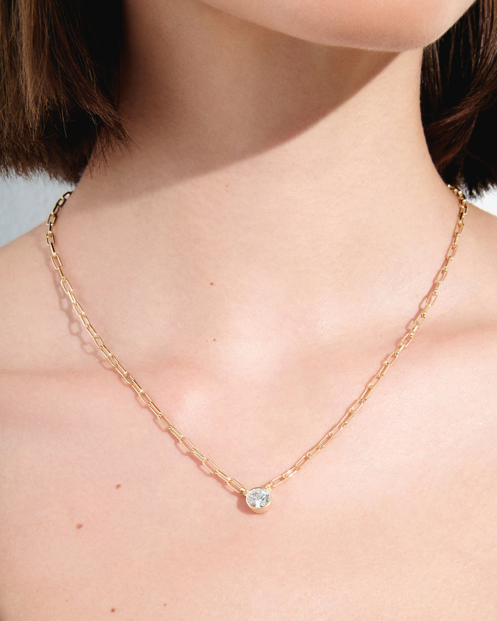 Round Diamond Bezel Paperclip Necklace