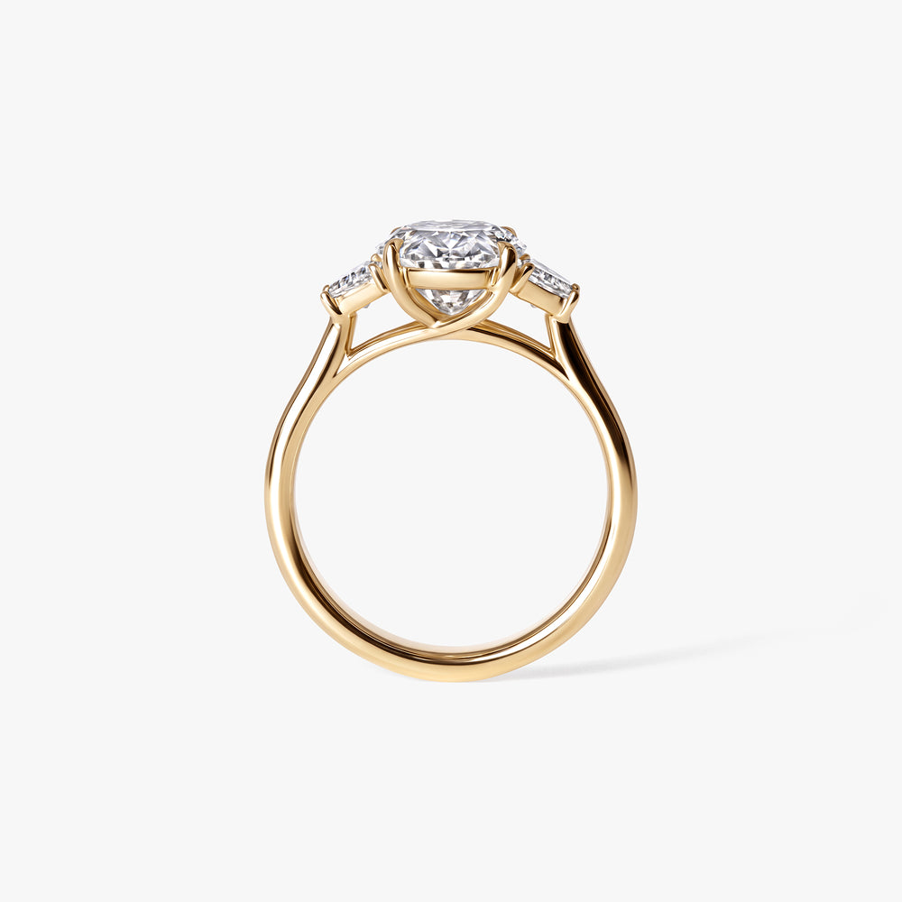 3.03CT Oval and Trapeziod Three Stone Engagment Ring