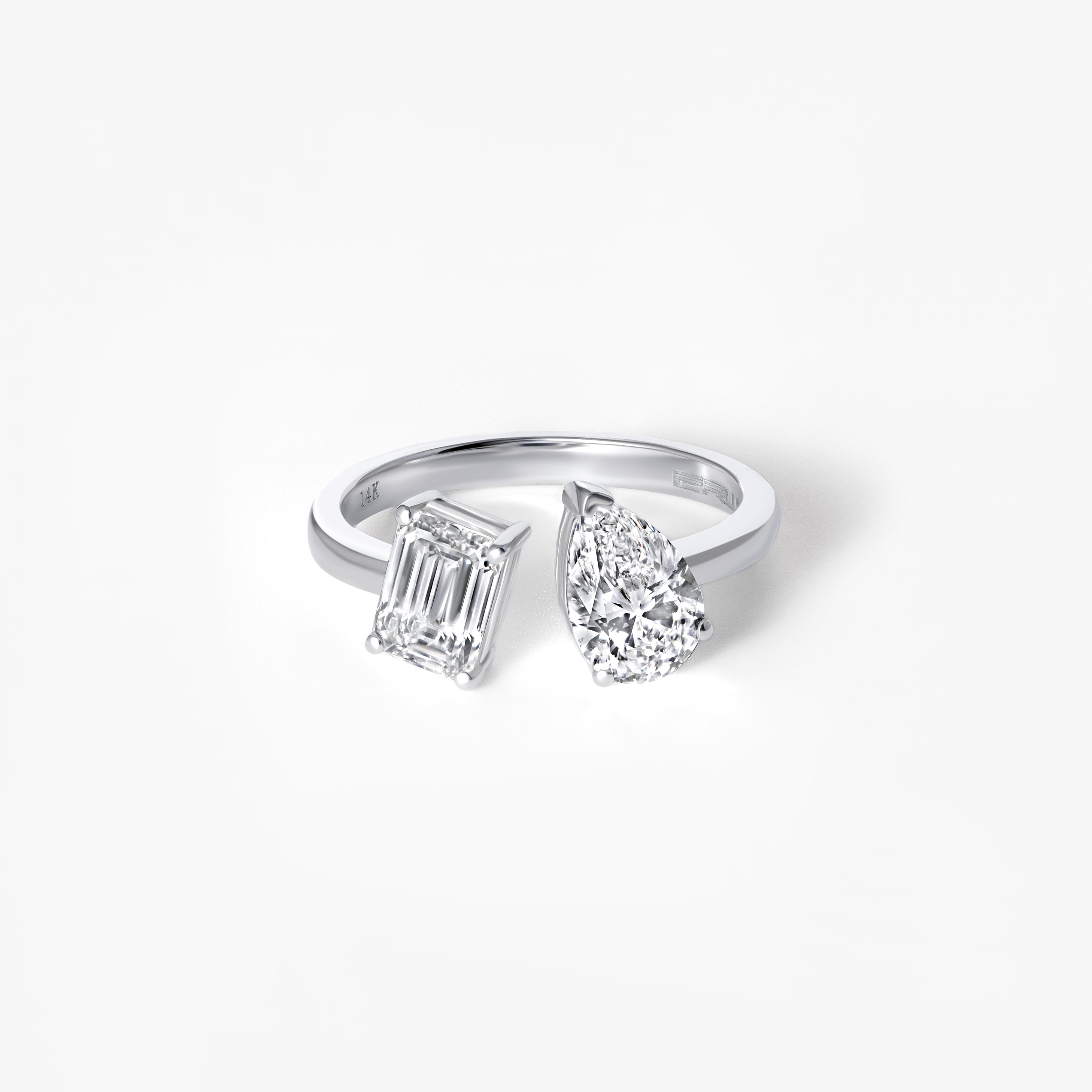 Pear and Emerald Cut Diamond Toi et Moi Ring