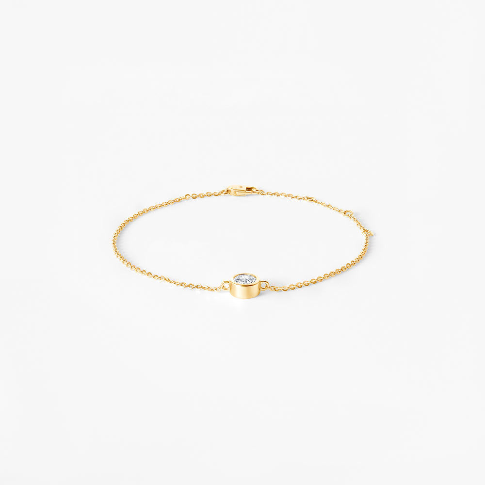 Round Diamond Bezel Solitaire Bracelet