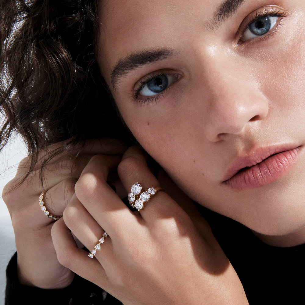 Round Diamond Graduated Wrap Ring