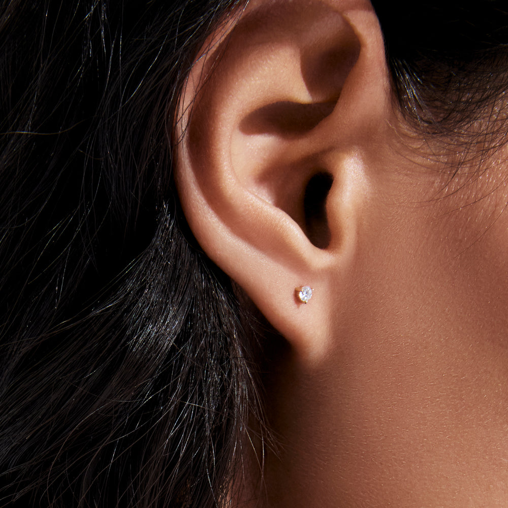 Round Diamond Mini Stud Earrings