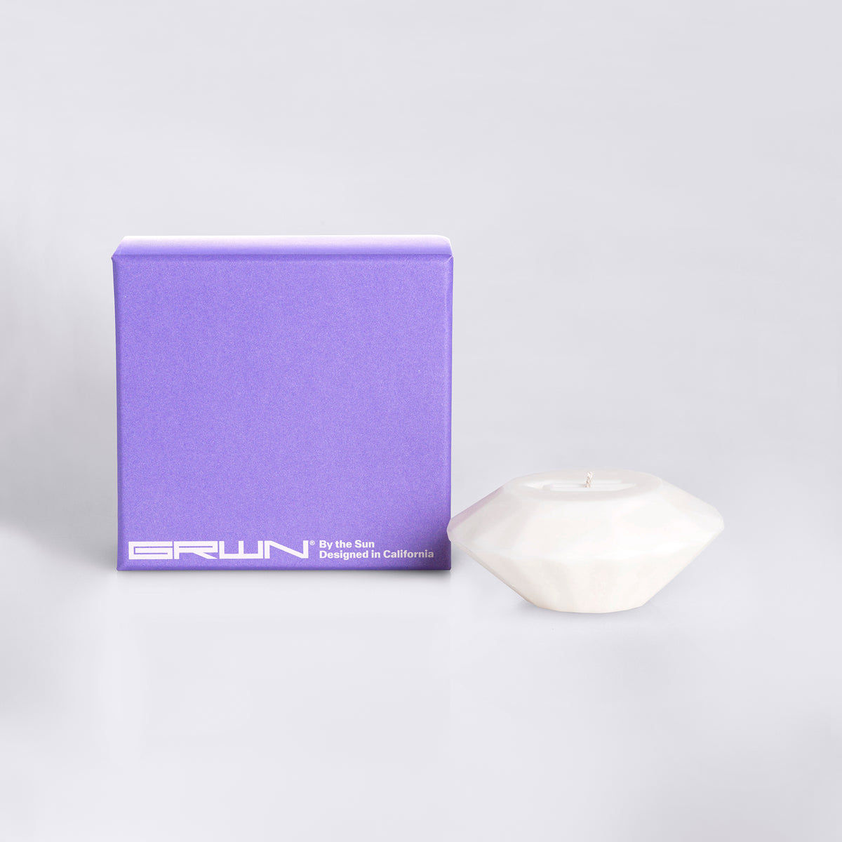 GRWN by. Cölle Diamond Shaped Candle