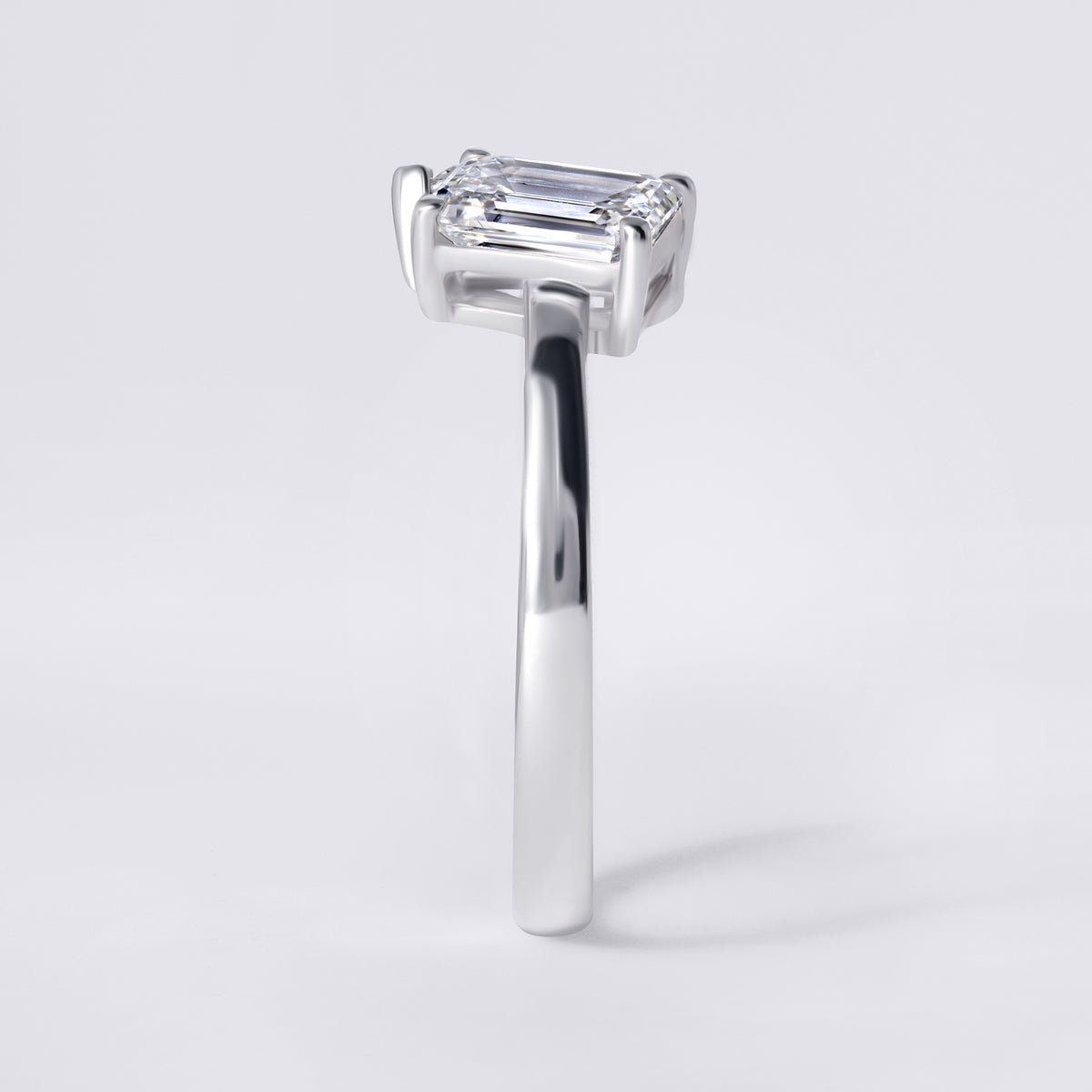 Pear and Emerald Cut Diamond Toi et Moi Ring
