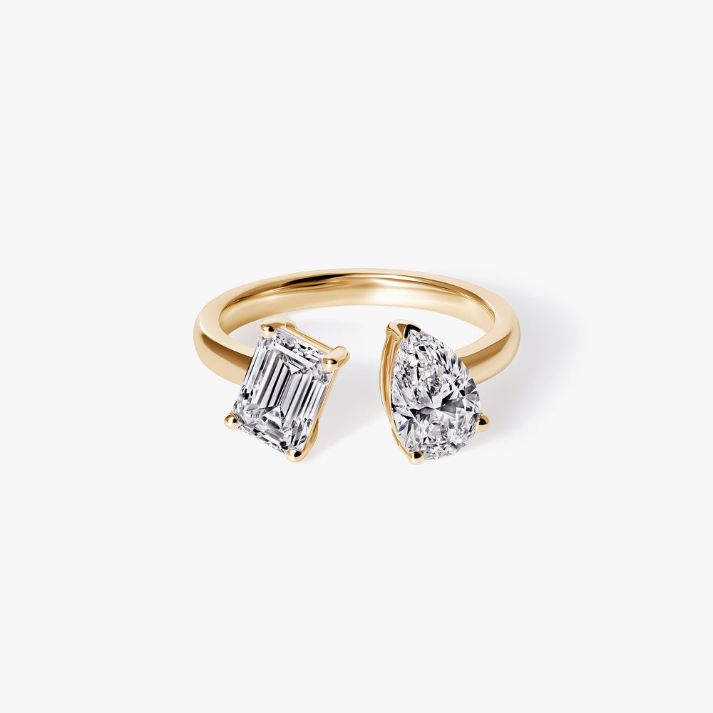 Emerald and Pear Diamond Toi Et Moi Ring