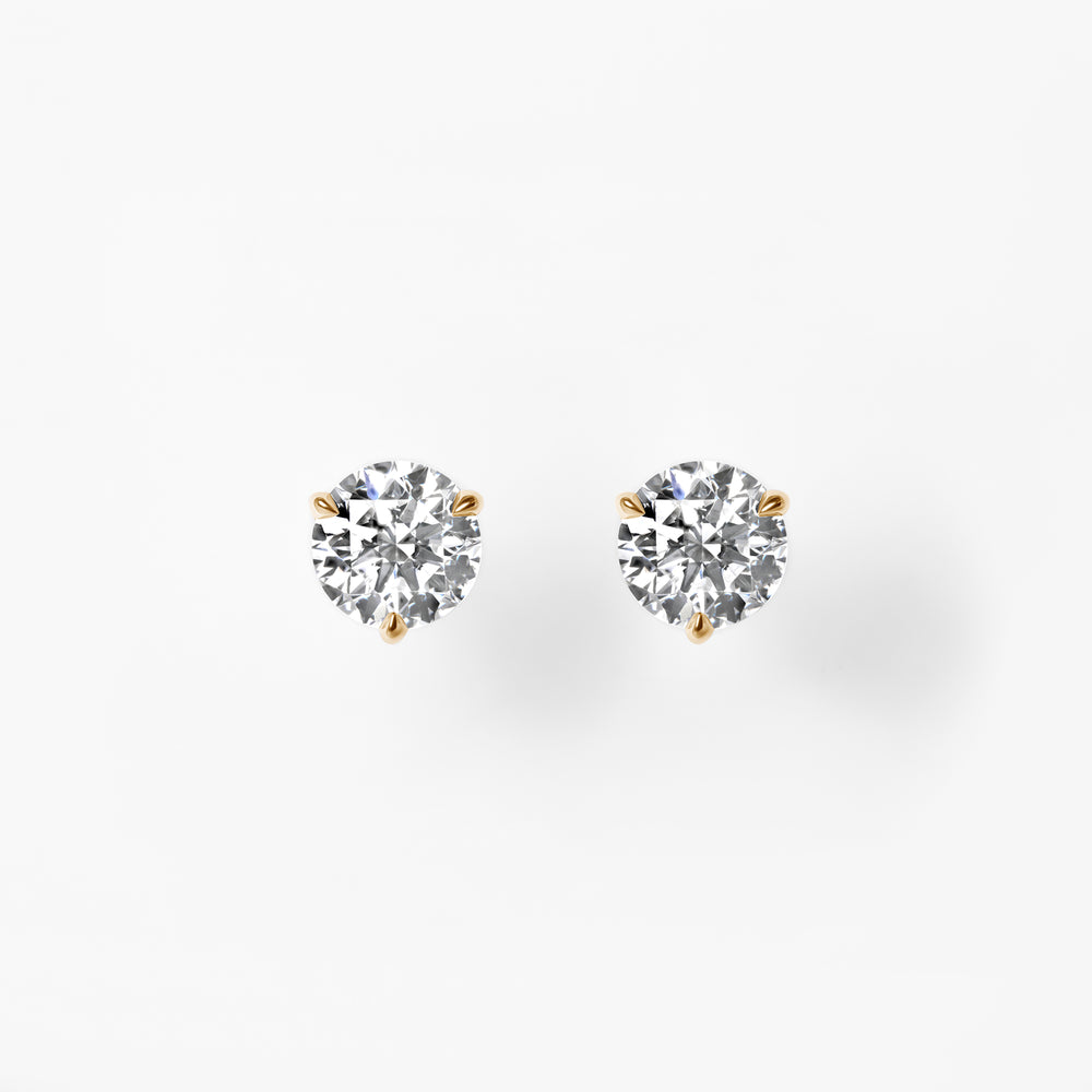 Round Diamond Stud Earrings