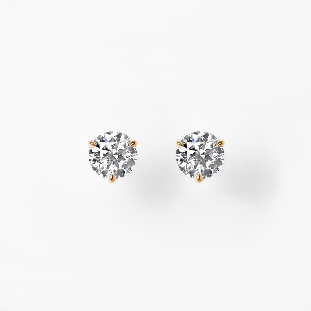 Round Diamond Stud Earrings
