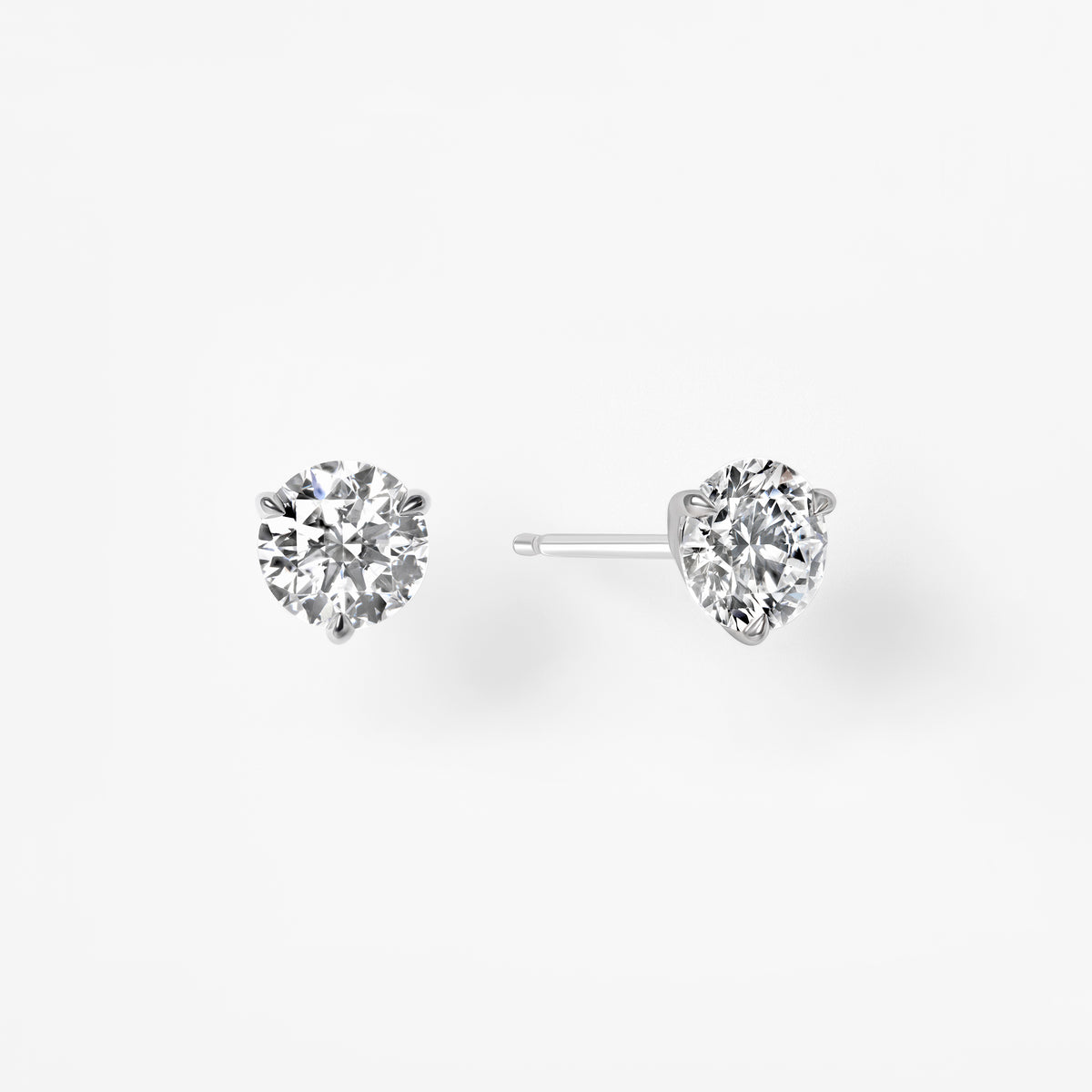 Round Diamond Stud Earrings