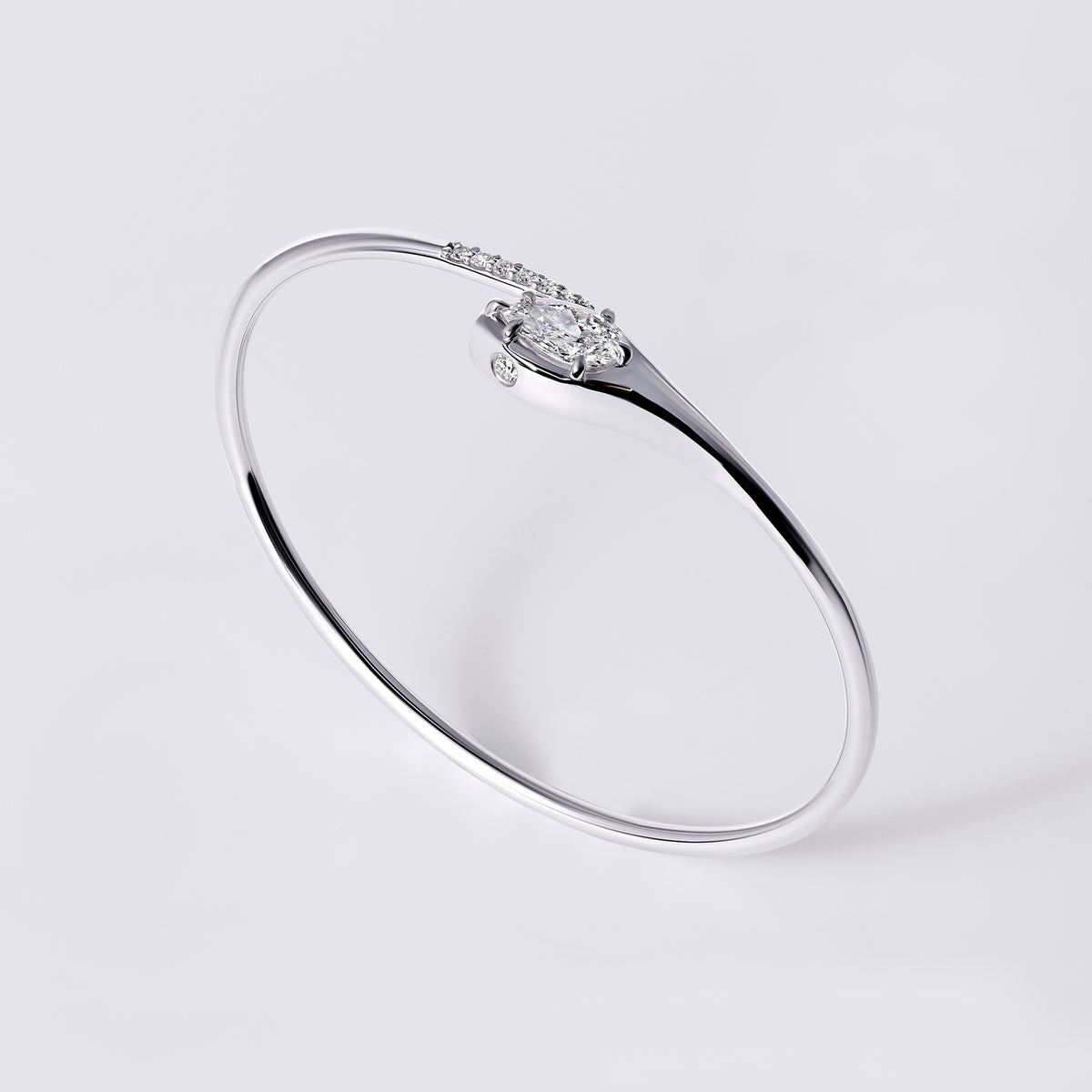 Snake Bangle (1 1/4CTW), White Gold