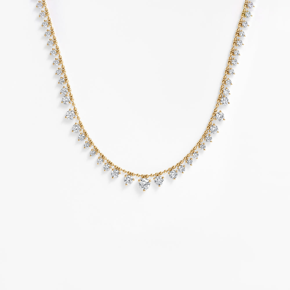 Round Diamond Graduated Diamond Dangle Necklace