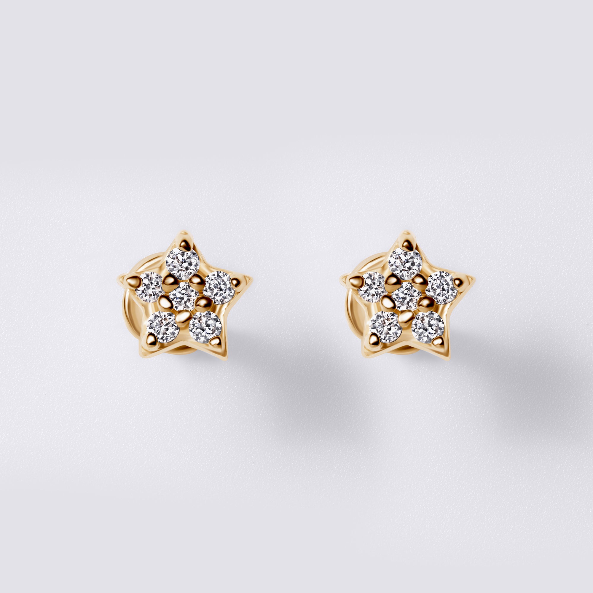 Round Diamond Star Cluster Stud Earrings