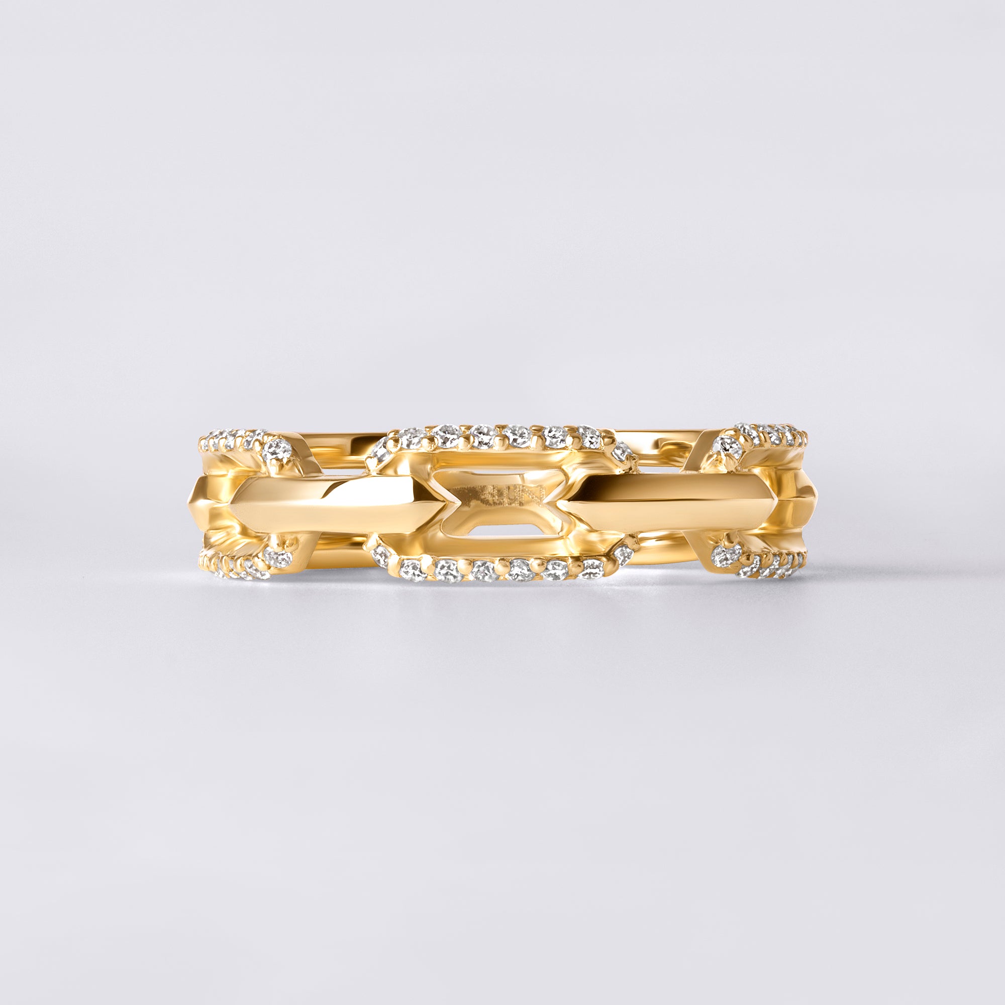 Legacy Love Link Ring In 14K Yellow Gold with Diamonds
