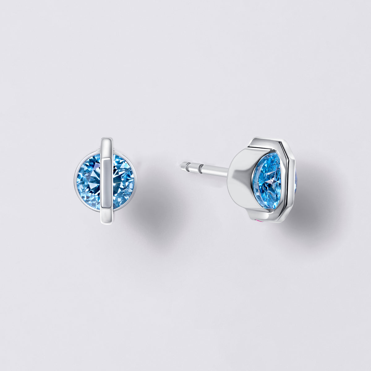 Solaris Blue Diamond Bar Stud