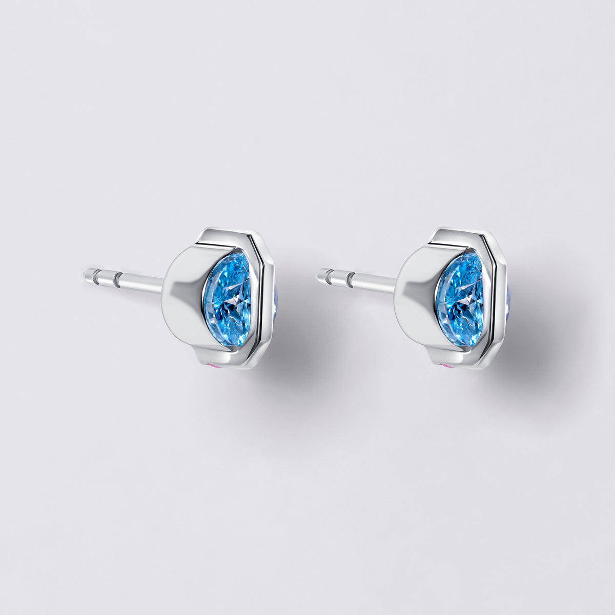 Solaris Blue Diamond Bar Stud