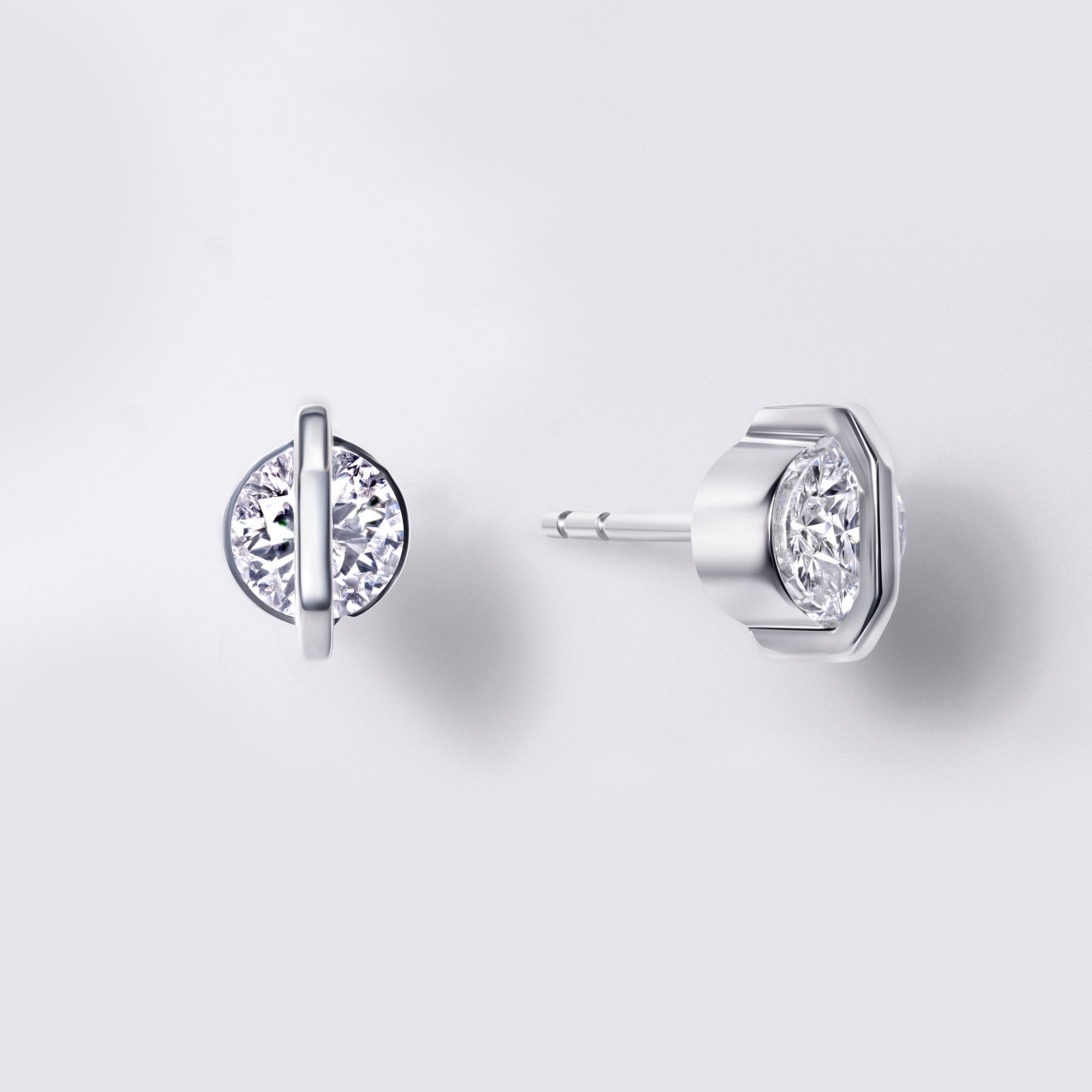 Solaris White Diamond Bar Stud