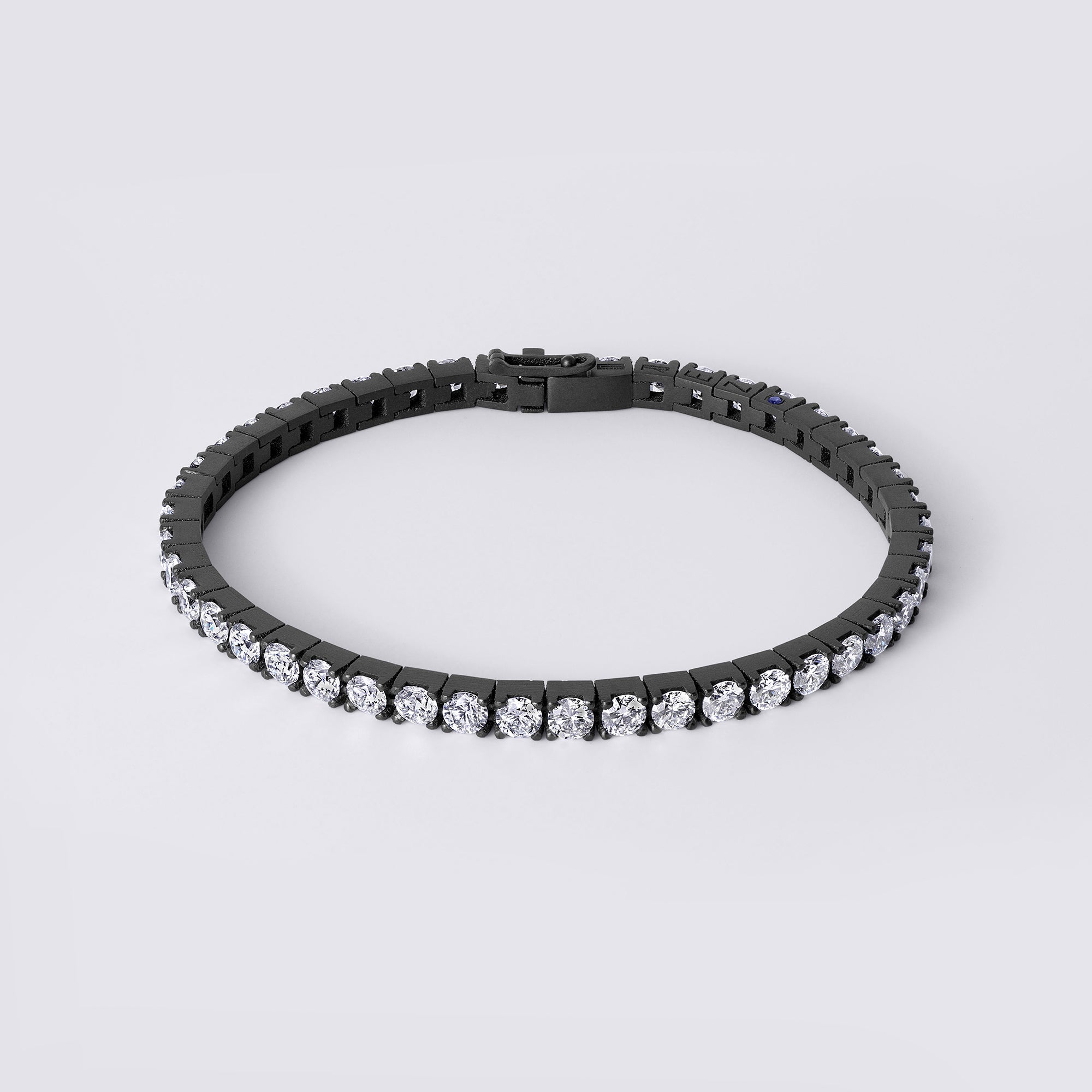 001_2_b83e1e4c ec30 495a 9512 750777